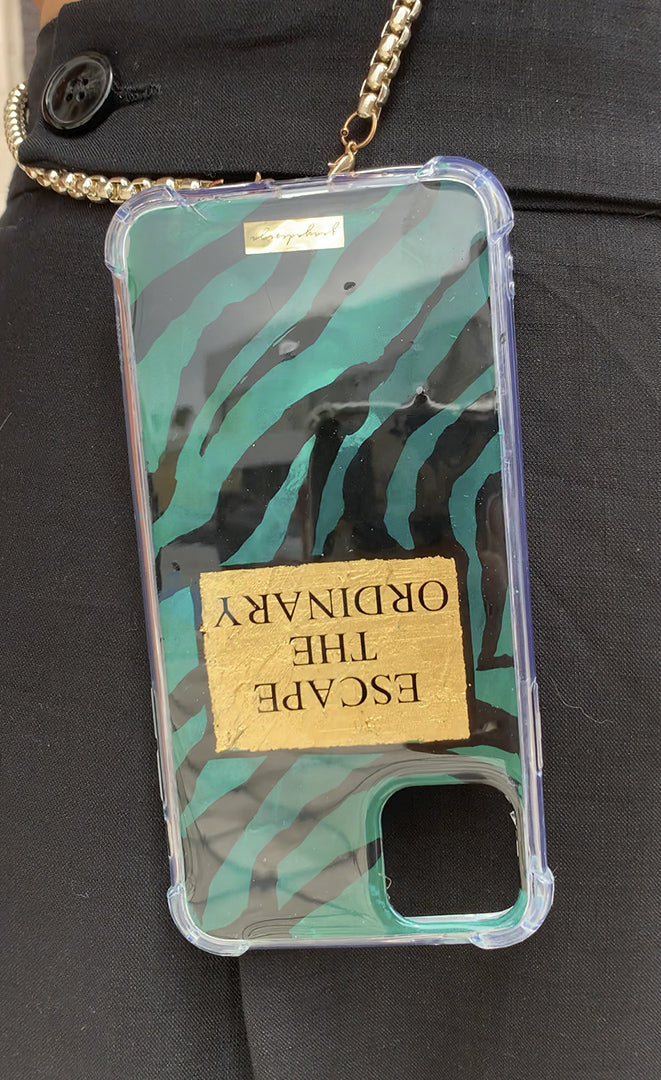ESCAPE CASE